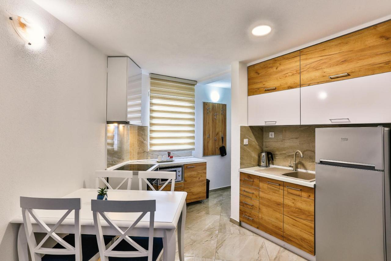 Zara Apartment Budva Eksteriør billede